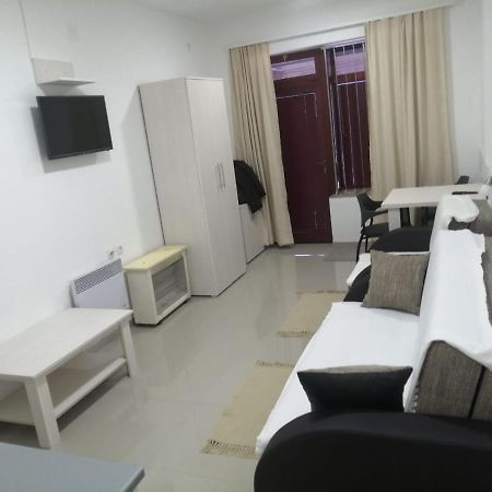 Apartment Maka 3 Soko Banja Exteriör bild